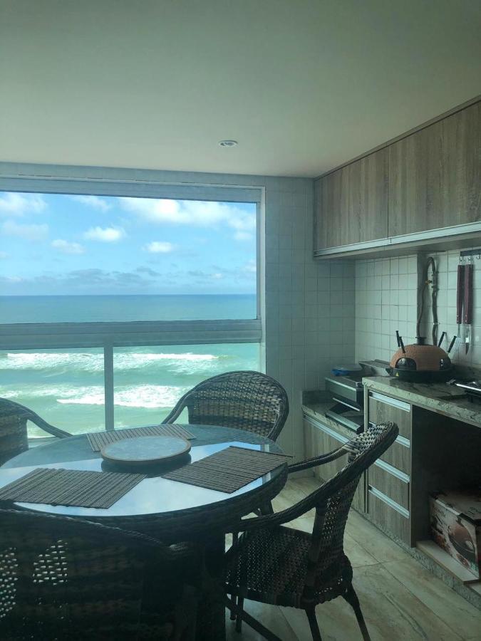 Mongagua Com Vista Para O Mar Pe Na Areia Exteriör bild