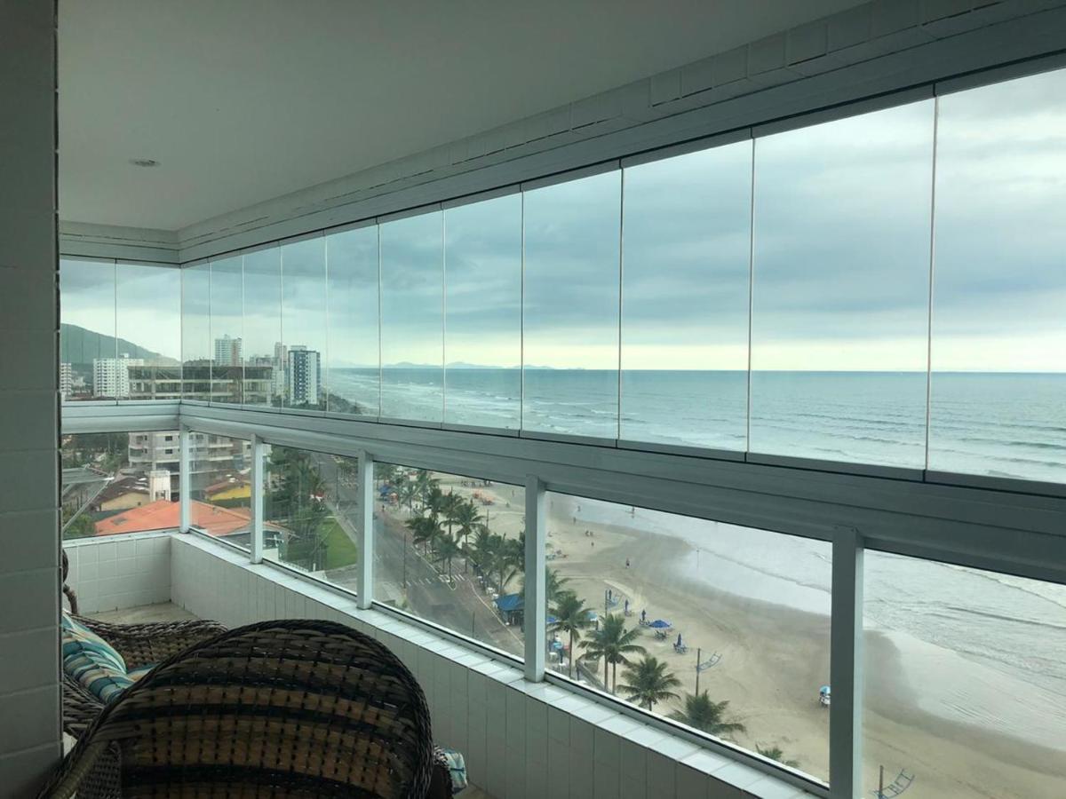 Mongagua Com Vista Para O Mar Pe Na Areia Exteriör bild