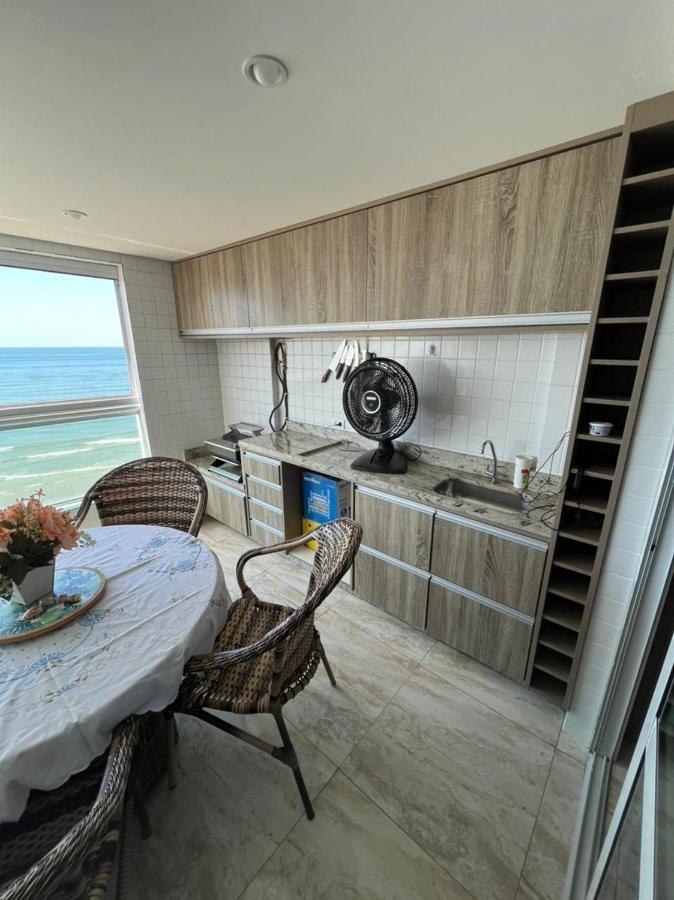 Mongagua Com Vista Para O Mar Pe Na Areia Exteriör bild