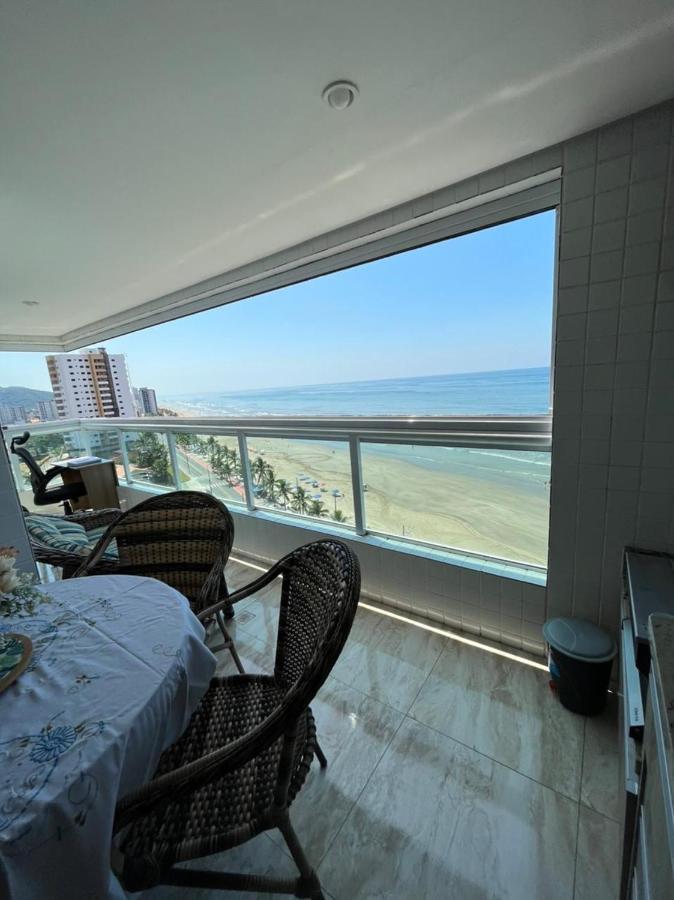 Mongagua Com Vista Para O Mar Pe Na Areia Exteriör bild