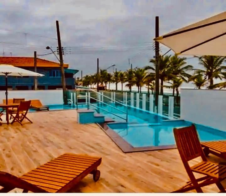 Mongagua Com Vista Para O Mar Pe Na Areia Exteriör bild